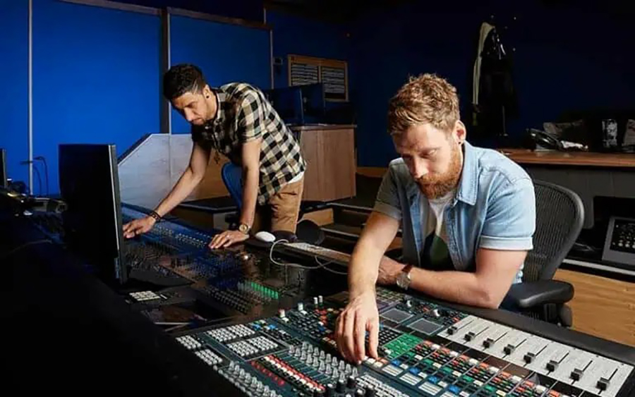 广播/后期制作(图2) ihse-broadcast1-768x480.jpg